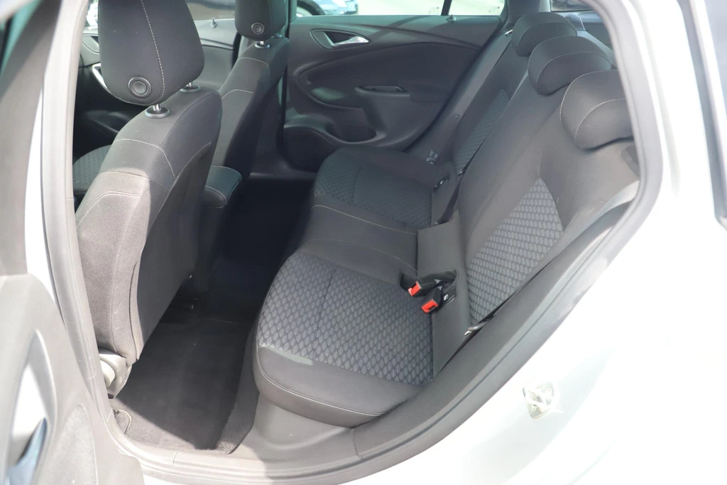 Opel Astra – foto 7