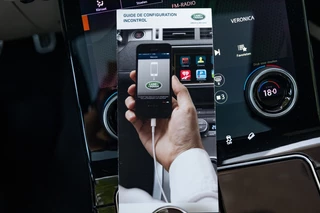 Land Rover Range Rover Velar – thumbnail 57