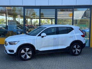 Volvo XC40 – thumbnail 2
