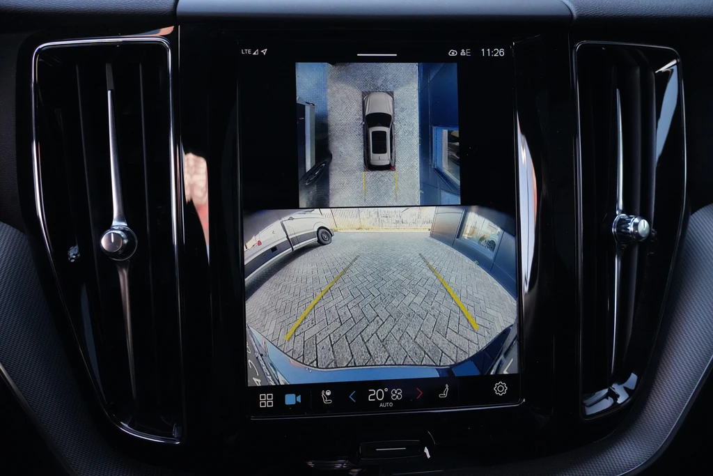 Volvo XC60 – foto 18