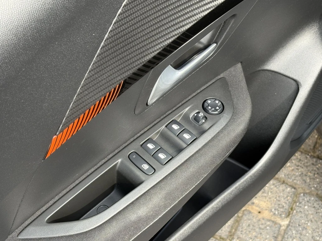 Peugeot 208 – foto 20