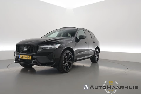 Volvo XC60 2.0 T6 Plug-in hybrid AWD Plus Black Edition | Rijklaar! | S/K-Dak | Bliss | Leder+Memory | Adapt. Cruise | Stoel-Stuurverw. | Verw. Ruit | Dig. Cockpit | Google | 360*+PDC | LED | 21'' | Elek. Klep V