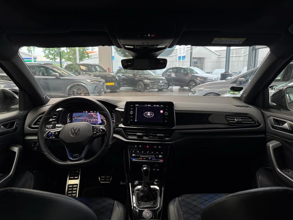 Volkswagen T-Roc – foto 13