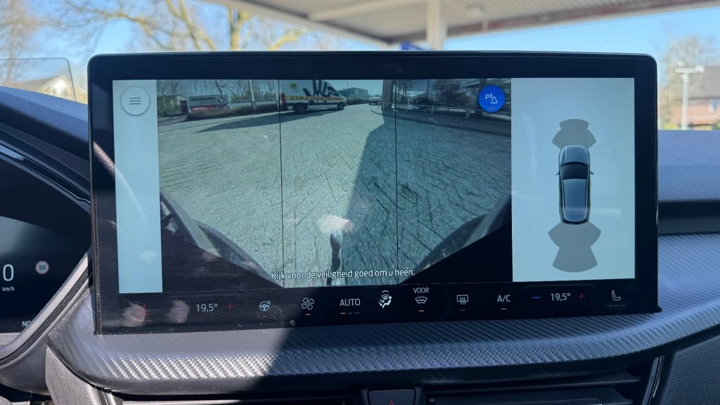 Ford Kuga – foto 28