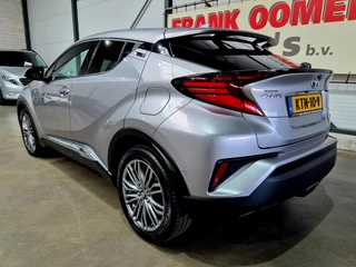 Toyota C-HR – thumbnail 4