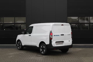 Ford E-Transit Courier – thumbnail 3