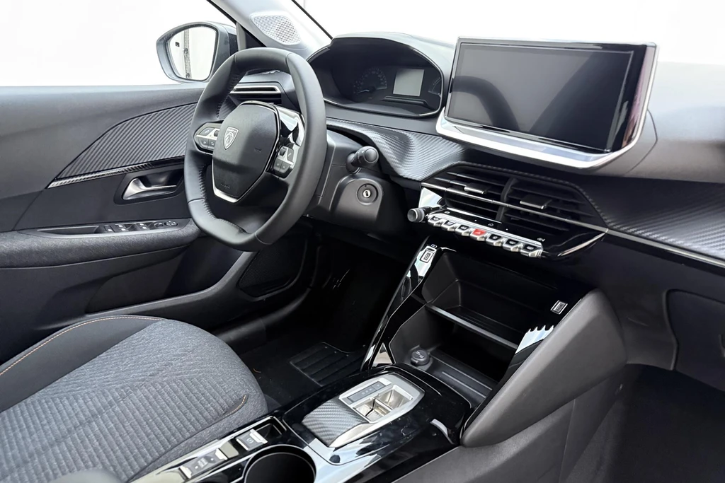 Peugeot 208 – foto 15