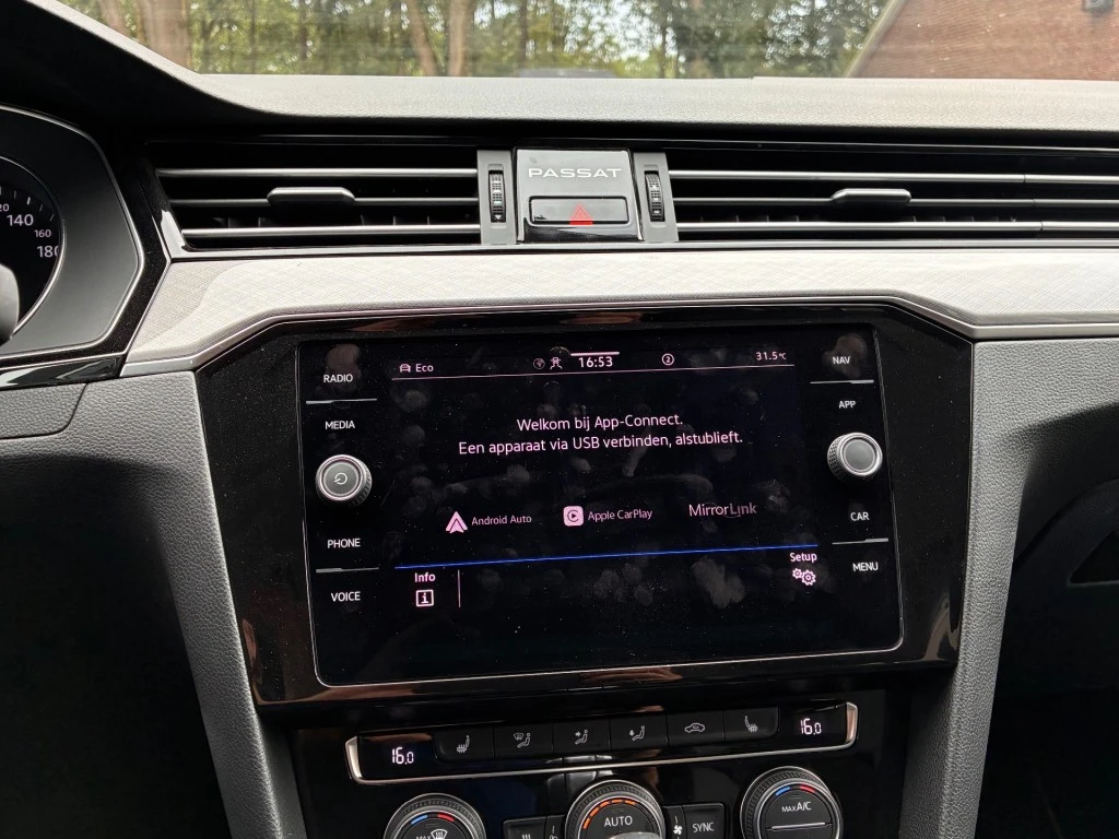 Volkswagen Passat – foto 21