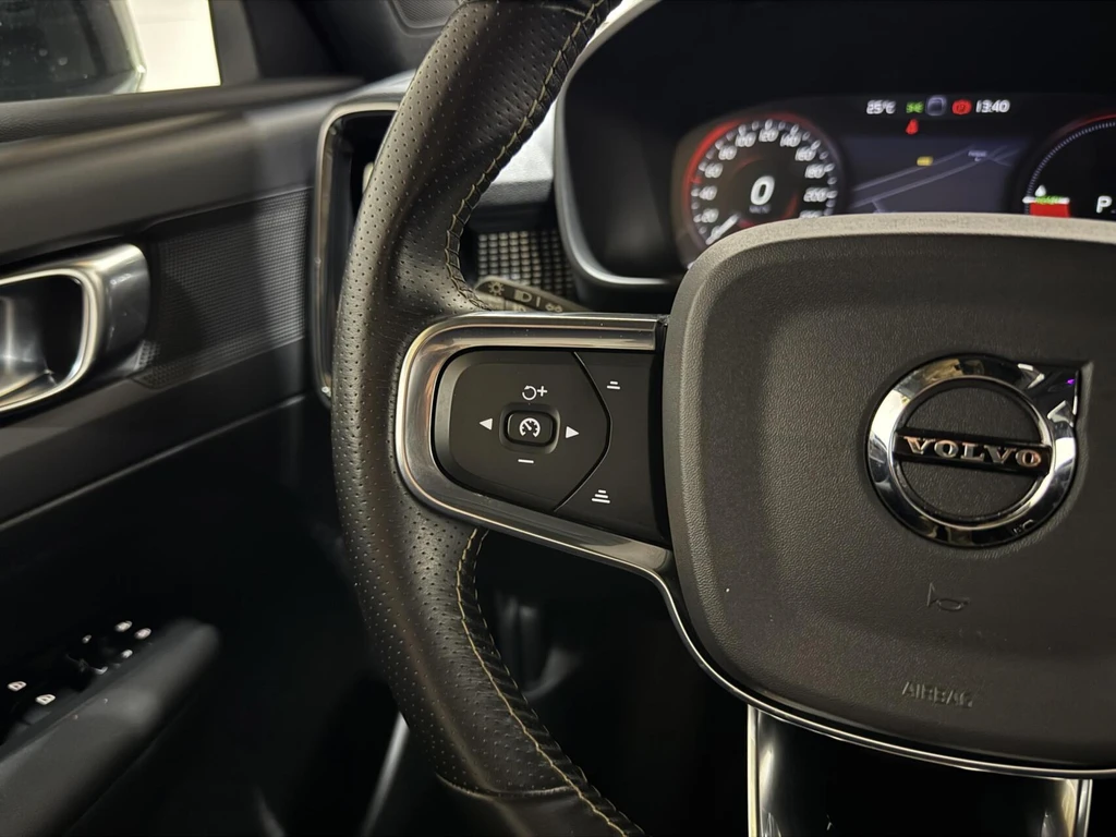 Volvo XC40 – foto 34