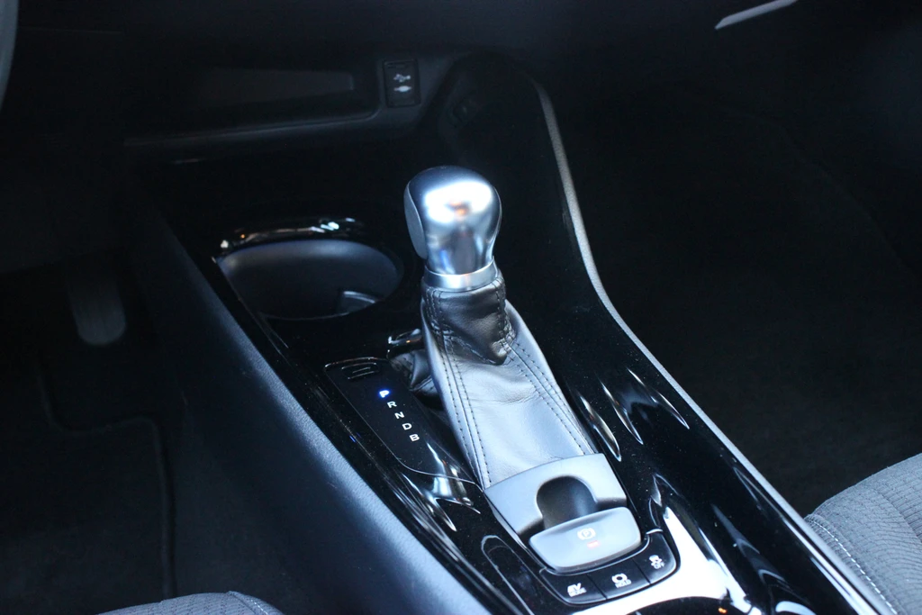 Toyota C-HR – foto 11