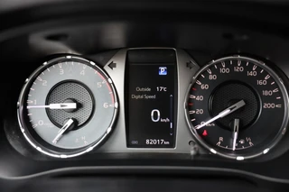 Toyota Hilux – thumbnail 13