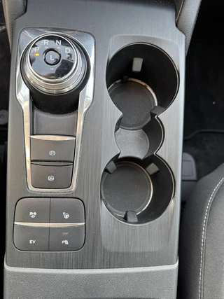 Ford Kuga – thumbnail 16