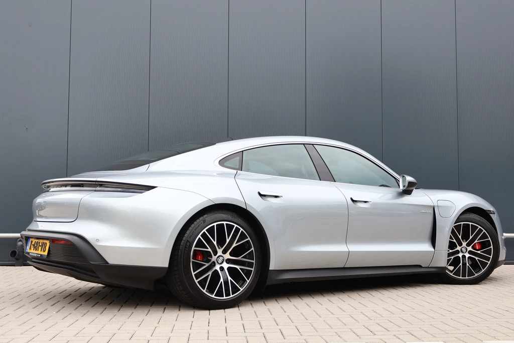 Porsche Taycan – foto 2