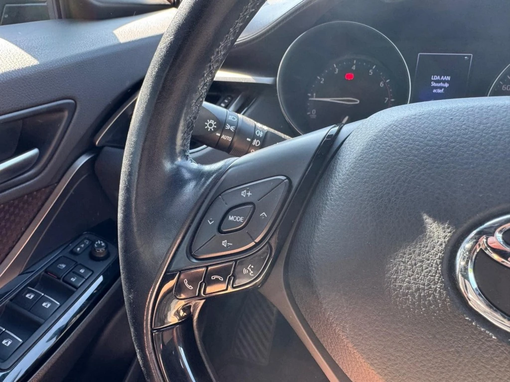 Toyota C-HR – foto 31