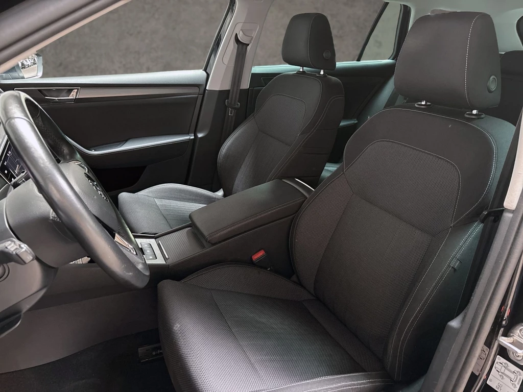 Škoda Superb – foto 13