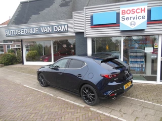 Mazda 3 – thumbnail 3