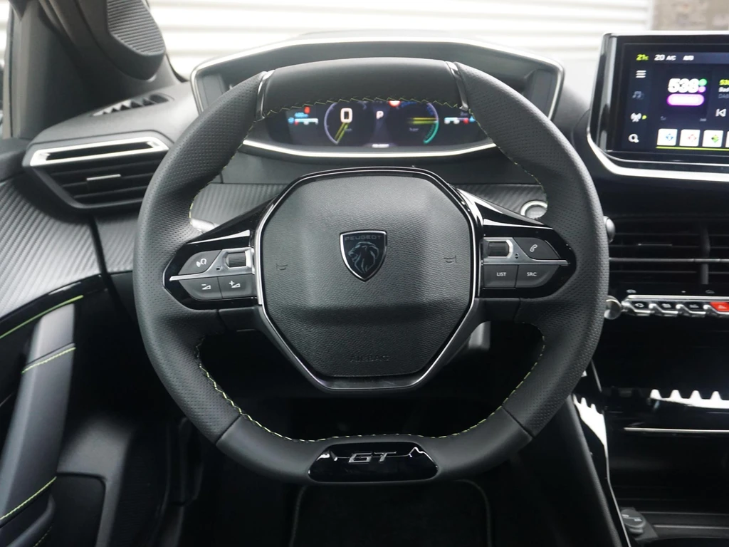 Peugeot 208 – foto 18