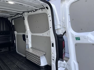 Ford Transit Custom – thumbnail 17