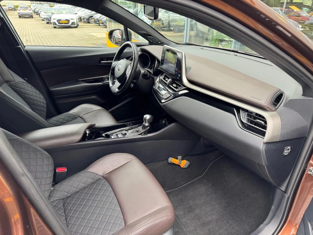 Toyota C-HR – foto 30