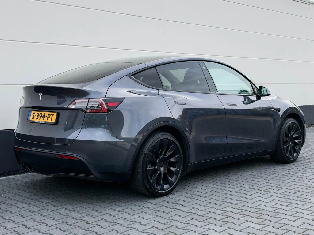 Tesla Model Y – foto 9