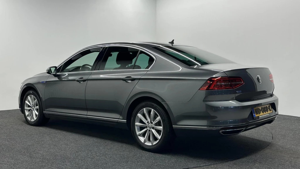 Volkswagen Passat – foto 3
