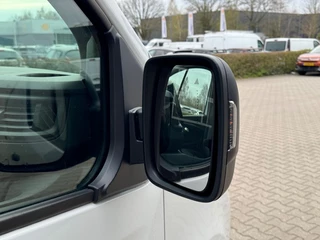 Renault Trafic – thumbnail 15