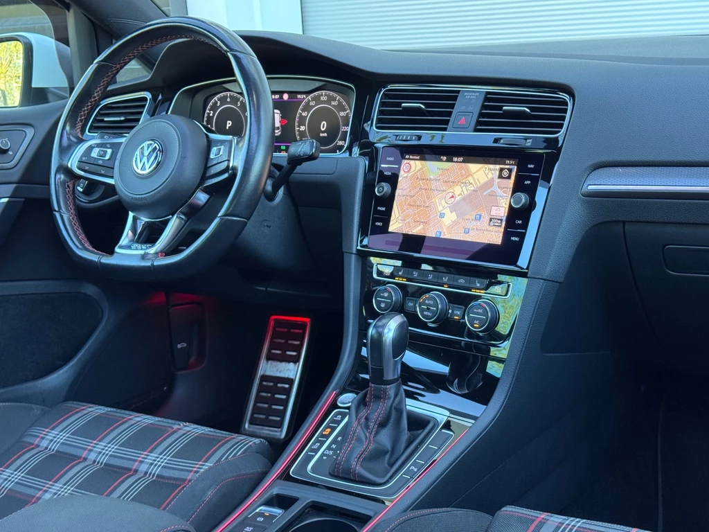 Volkswagen Golf – foto 17