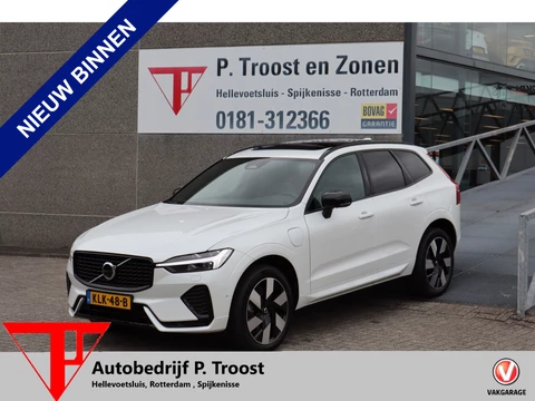 Volvo XC60 2.0 T8 Plug-in hybrid AWD Plus Dark Soh 100% FABRIEKSGARANTIE Panoramadak/Orrefors kristal pook/Zwarte hemel/Stoelverwarming voor & achter/Stuurverwarming/Harman kardon audio/360 camera/Elektrische stoelen met geheugen/Adaptieve cruis control/Lane assist/