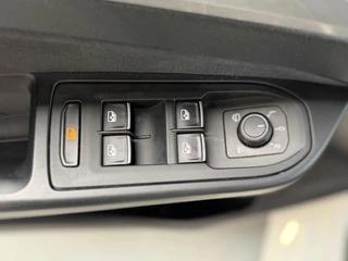 Volkswagen Golf – thumbnail 28