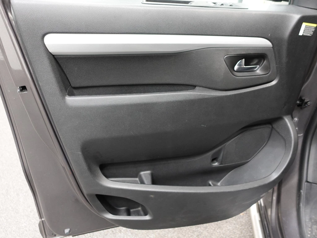 Opel Vivaro – foto 16