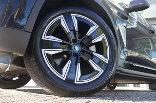 BMW iX3 – thumbnail 8