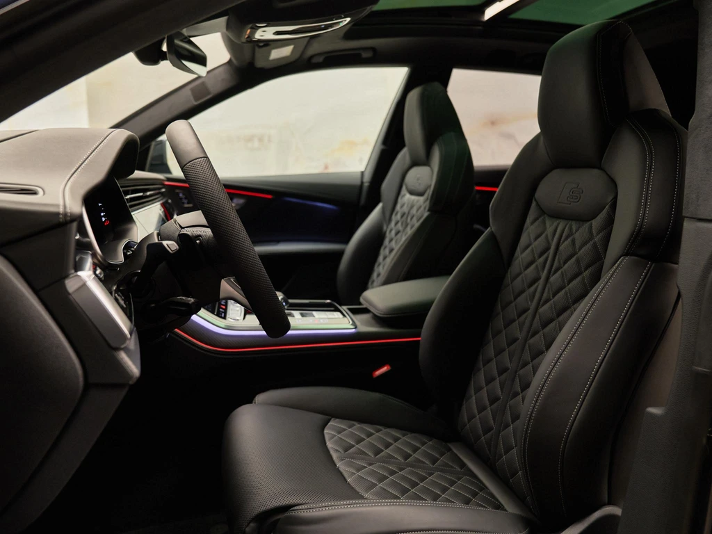 Audi Q8 – foto 9