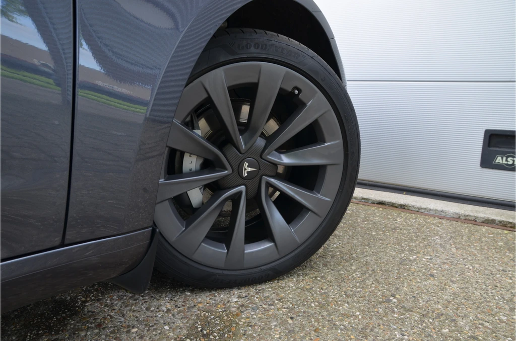 Tesla Model 3 – foto 9
