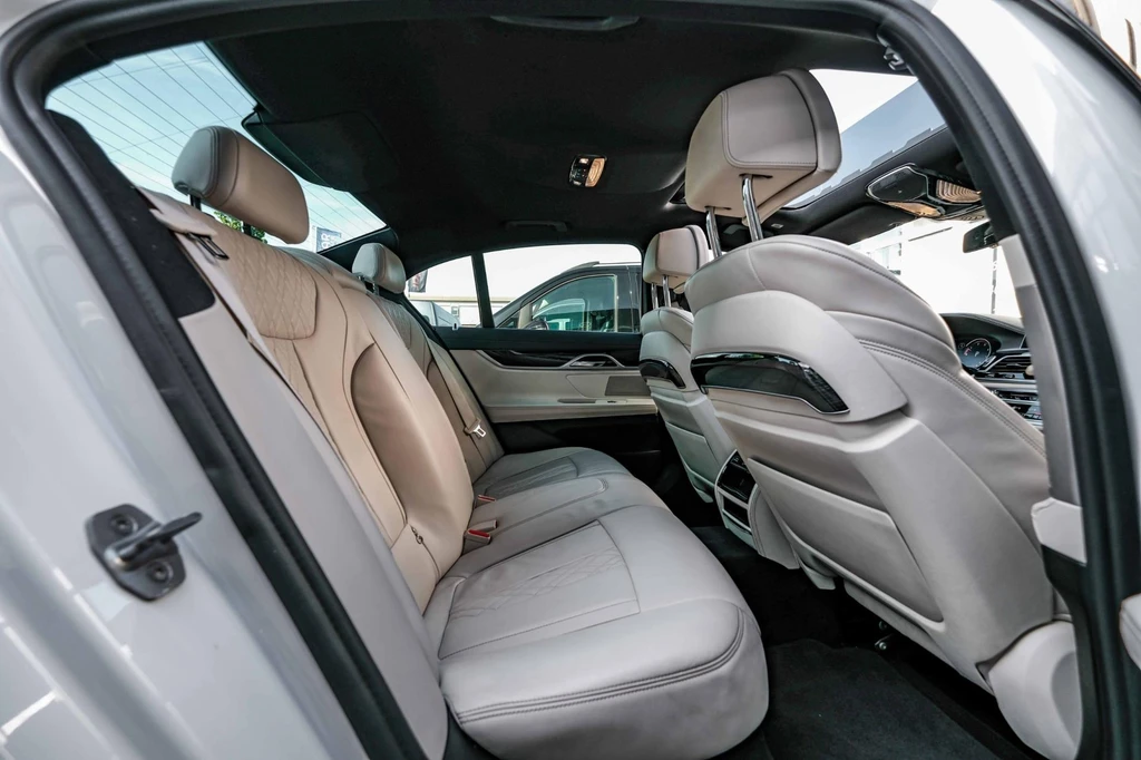 BMW 7 Serie – foto 32
