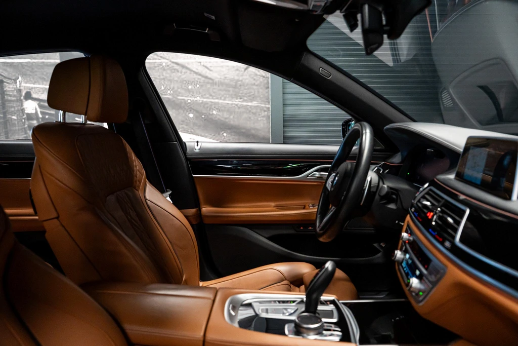 BMW 7 Serie – foto 25