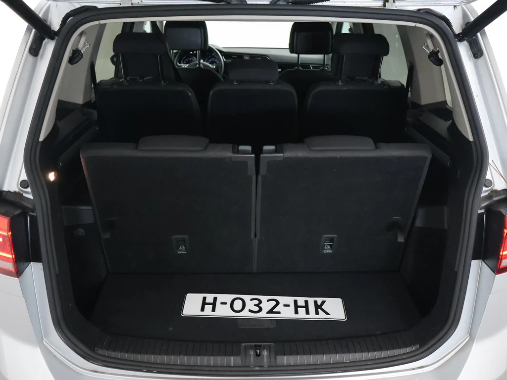 Volkswagen Touran – foto 28