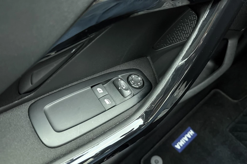 Peugeot 208 – foto 16