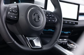 MG MG5 – thumbnail 19