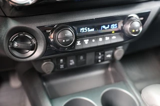 Toyota Hilux – thumbnail 19