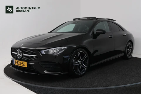 Mercedes-Benz CLA-klasse 180 AMG Line (PANORAMADAK, STOELVERWARMING, SFEERVERLICHTING, CAMERA, CRUISE ADAPTIEF)