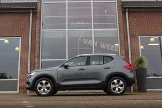 Volvo XC40 – thumbnail 2