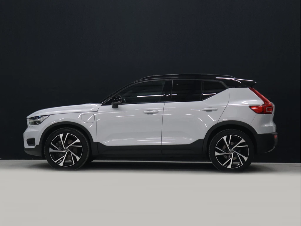 Volvo XC40 – foto 2