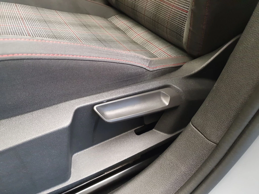 Volkswagen Golf – foto 23