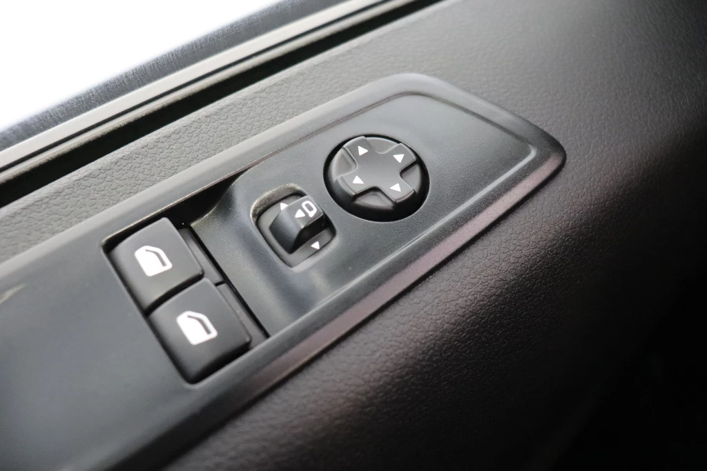 Opel Vivaro – foto 20