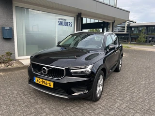 Volvo XC40 – thumbnail 2