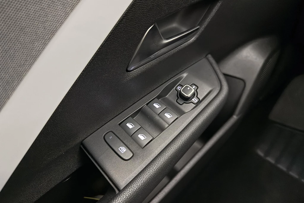Opel Astra – foto 17