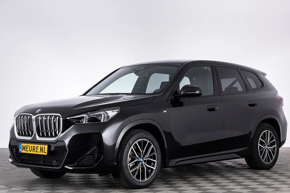 BMW iX1 – foto 1