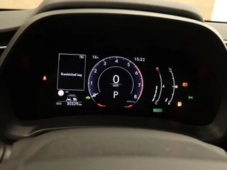 Lexus LBX – thumbnail 12