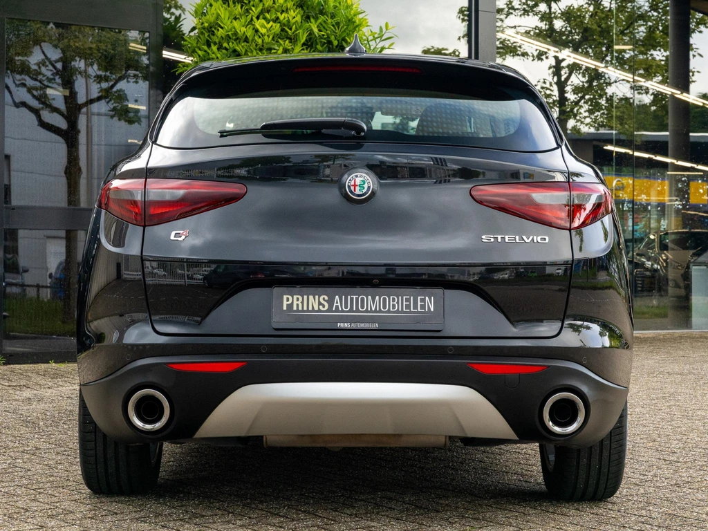 Alfa Romeo Stelvio – foto 4