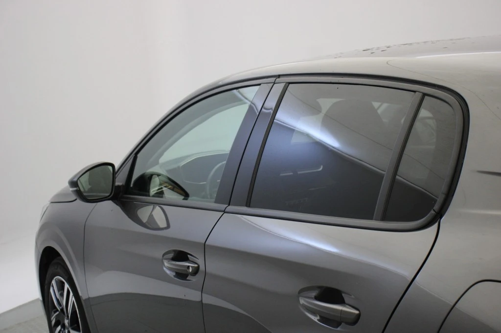 Peugeot 208 – foto 32